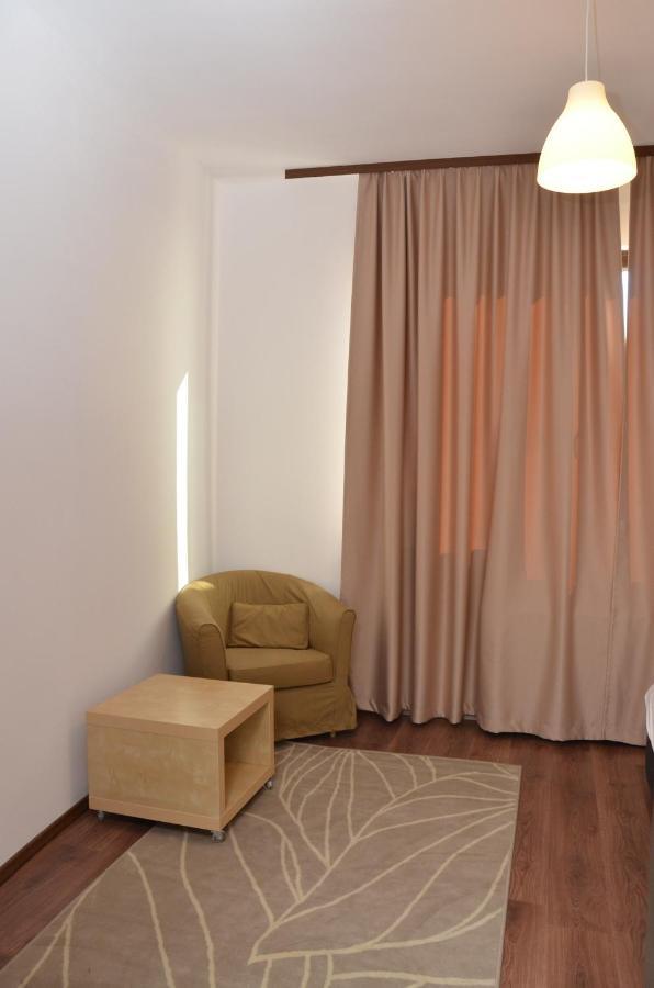 וליקו טורנובו Lion Guest House מראה חיצוני תמונה