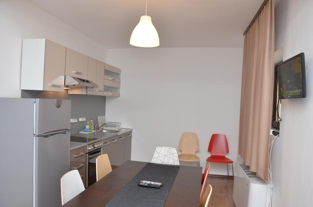 וליקו טורנובו Lion Guest House מראה חיצוני תמונה